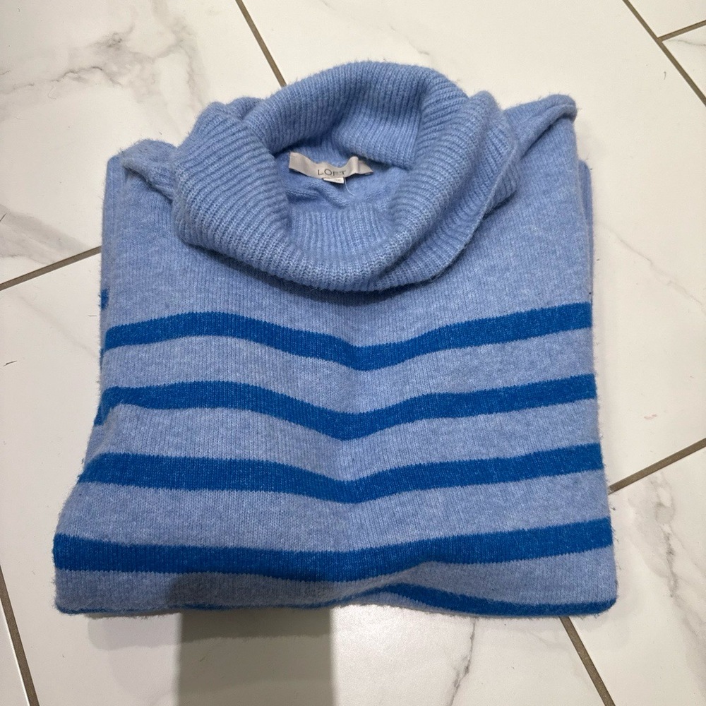 LOFT Womens XL‎ Light Blue Striped Oversized Cowl Neck Pullover Sweater Cozy - Picture 7 of 9